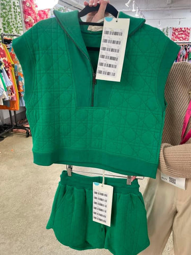 Green quilted short