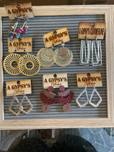 Load image into Gallery viewer, Earrings